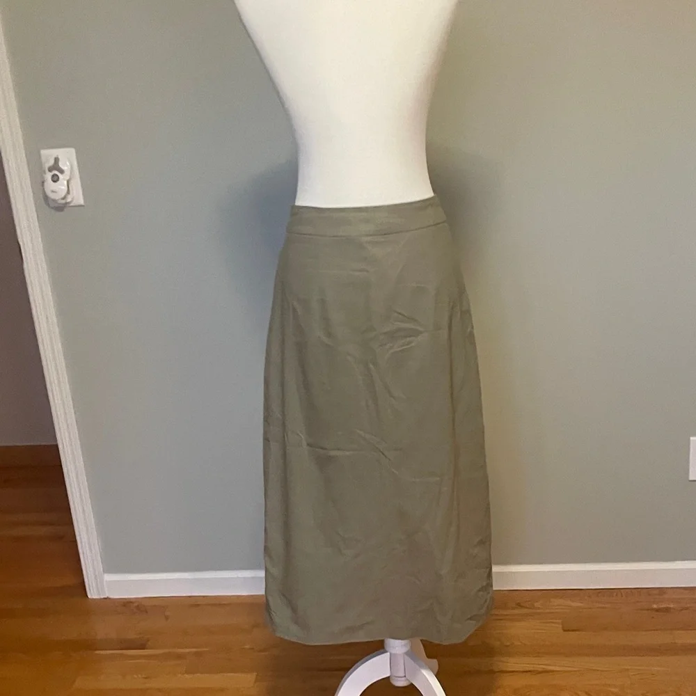 Anthropologie Olive Button-Front Midi Skirt—-never worn!